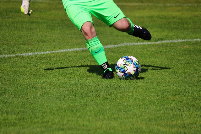 背后不仅仅 背后不仅仅